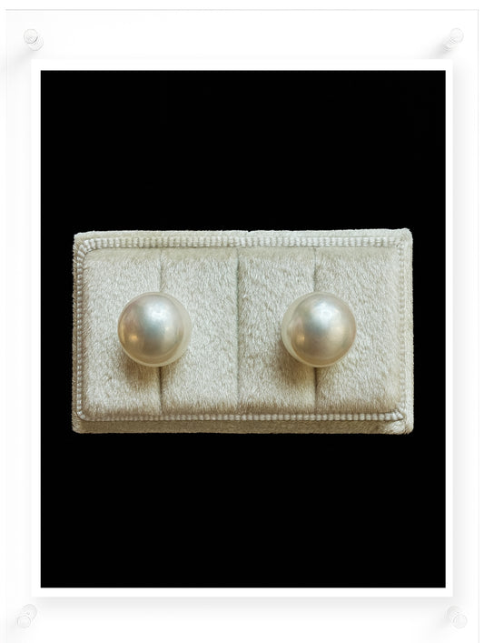 Pearls in Light - Coming Soon