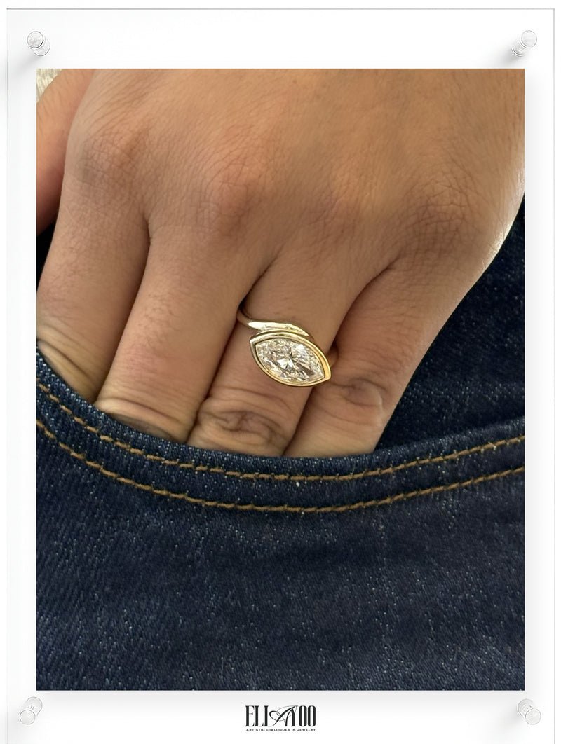 Meeting Point Marquise Diamond Ring