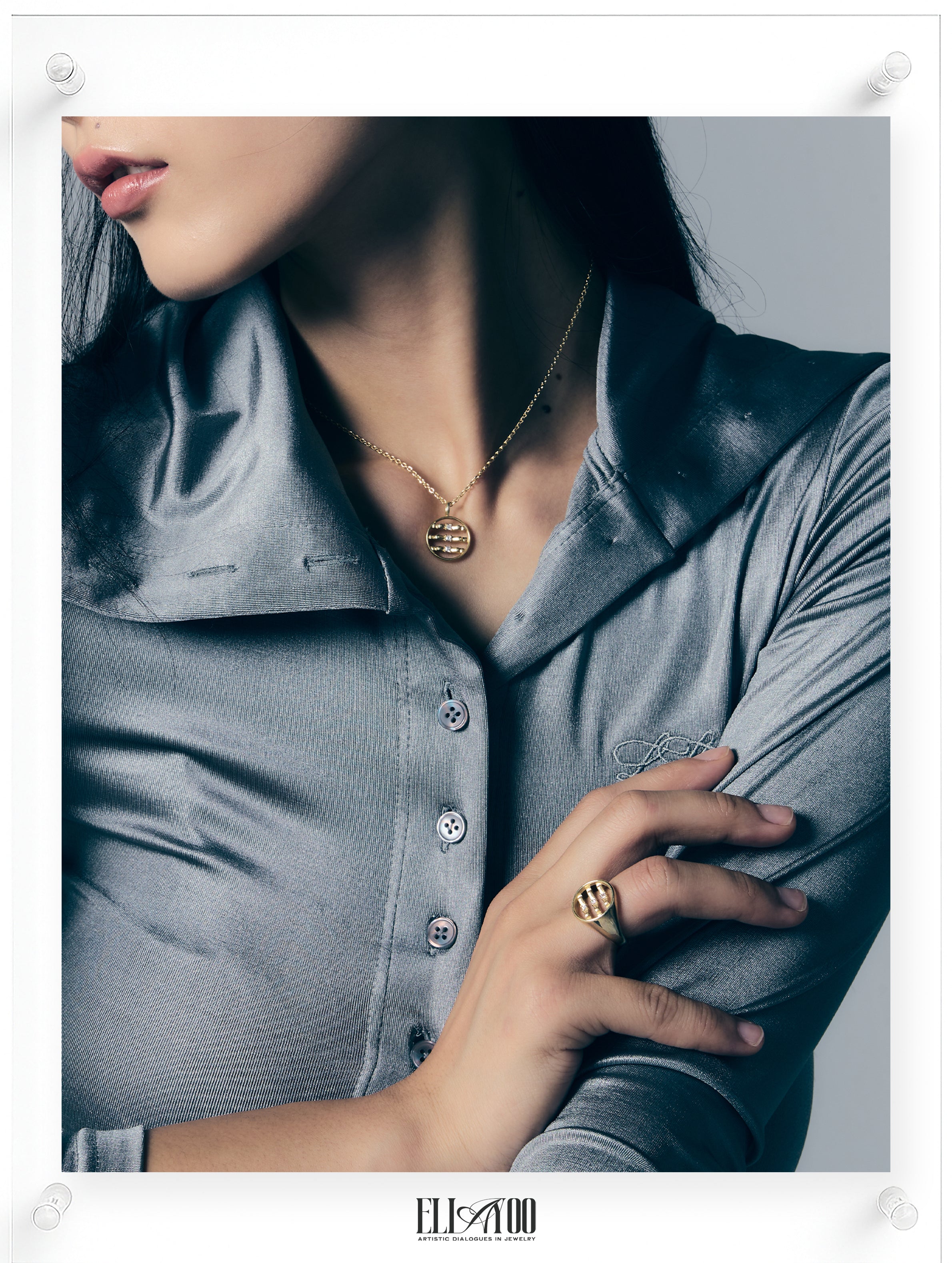 Model image of 10k gold signet ring featuring ribbon shape with White Diamond