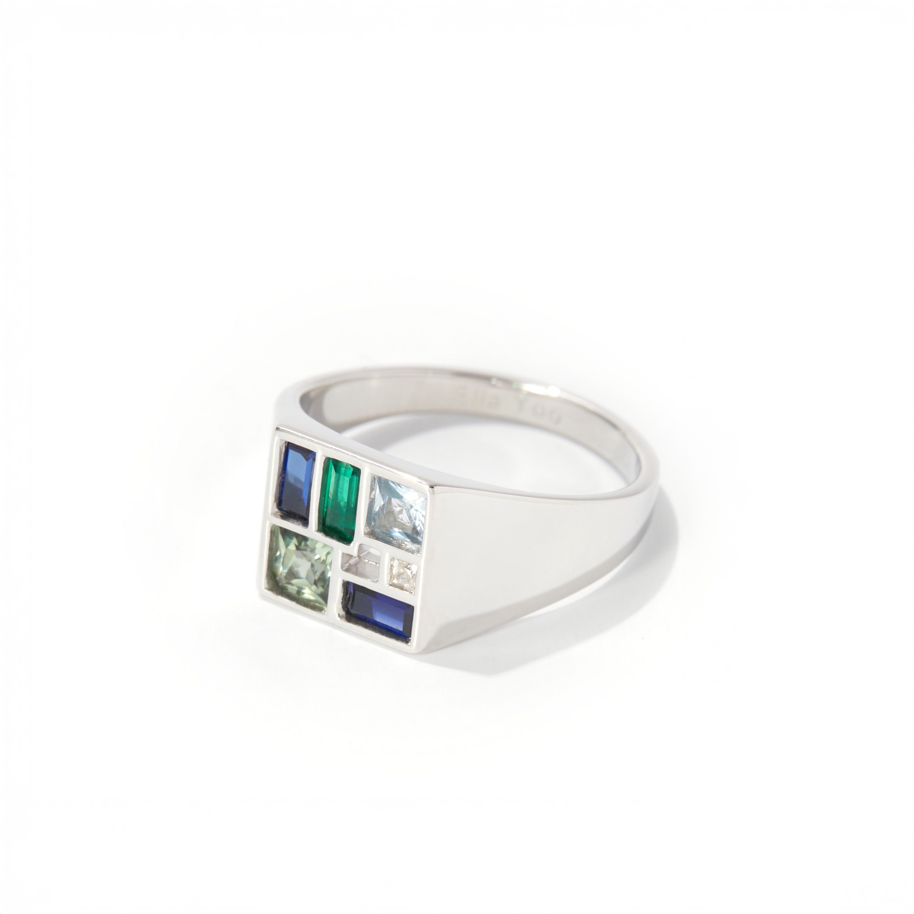 Poetic Mind Blue Sapphire Ring - Sterling Silver