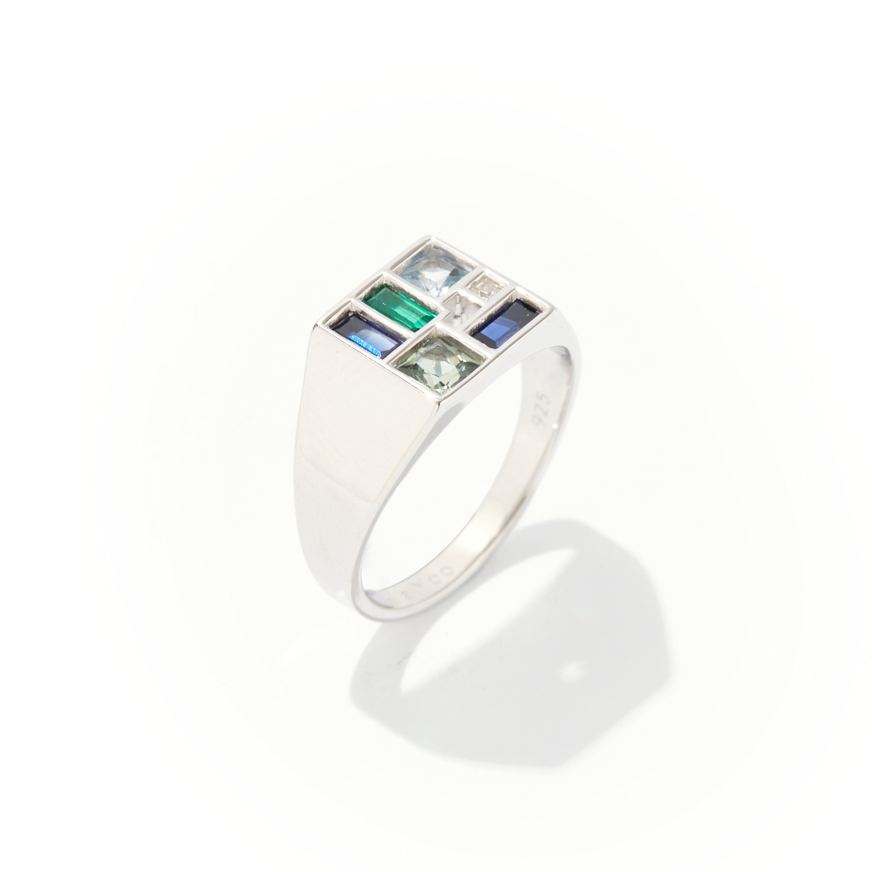 Poetic Mind Blue Sapphire Ring - Sterling Silver