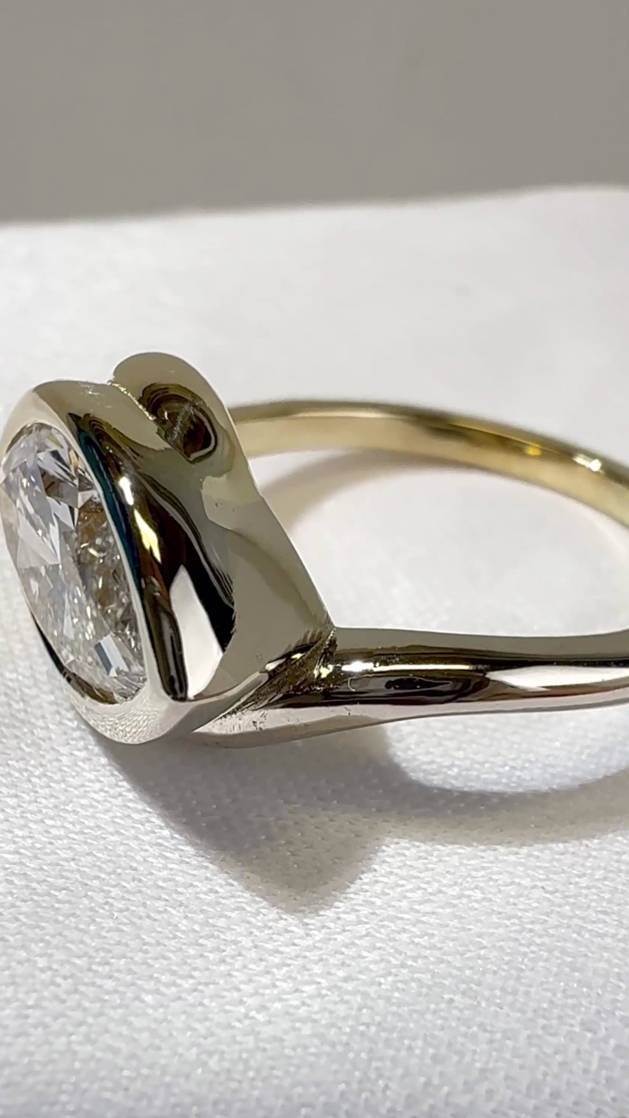 Meeting Point Marquise Diamond Ring